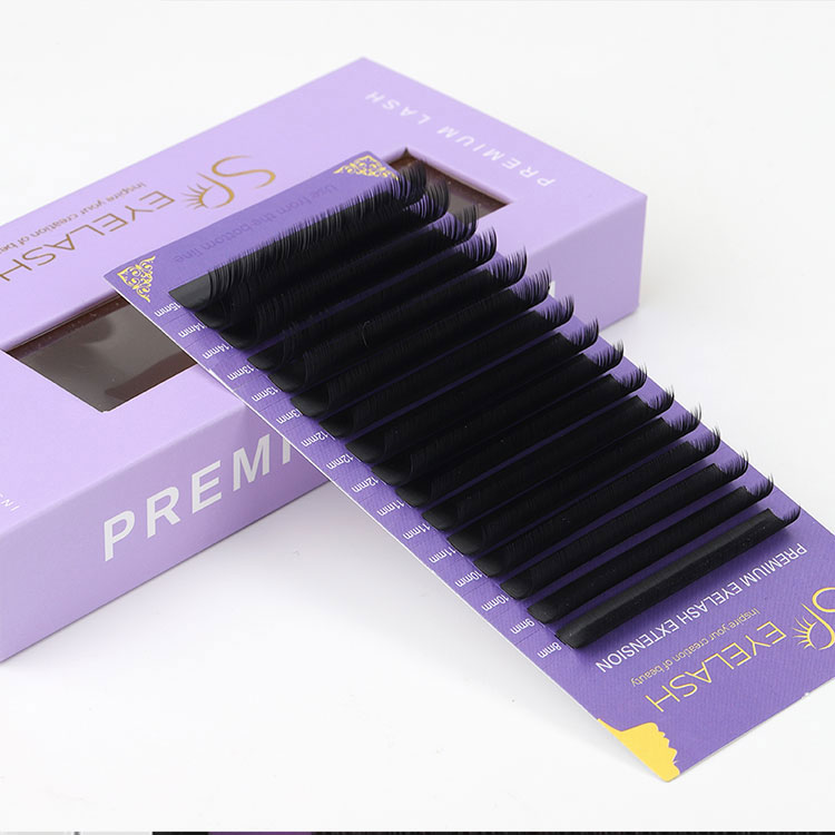 Miért olyan népszerűek az orosz volumenszempillák?